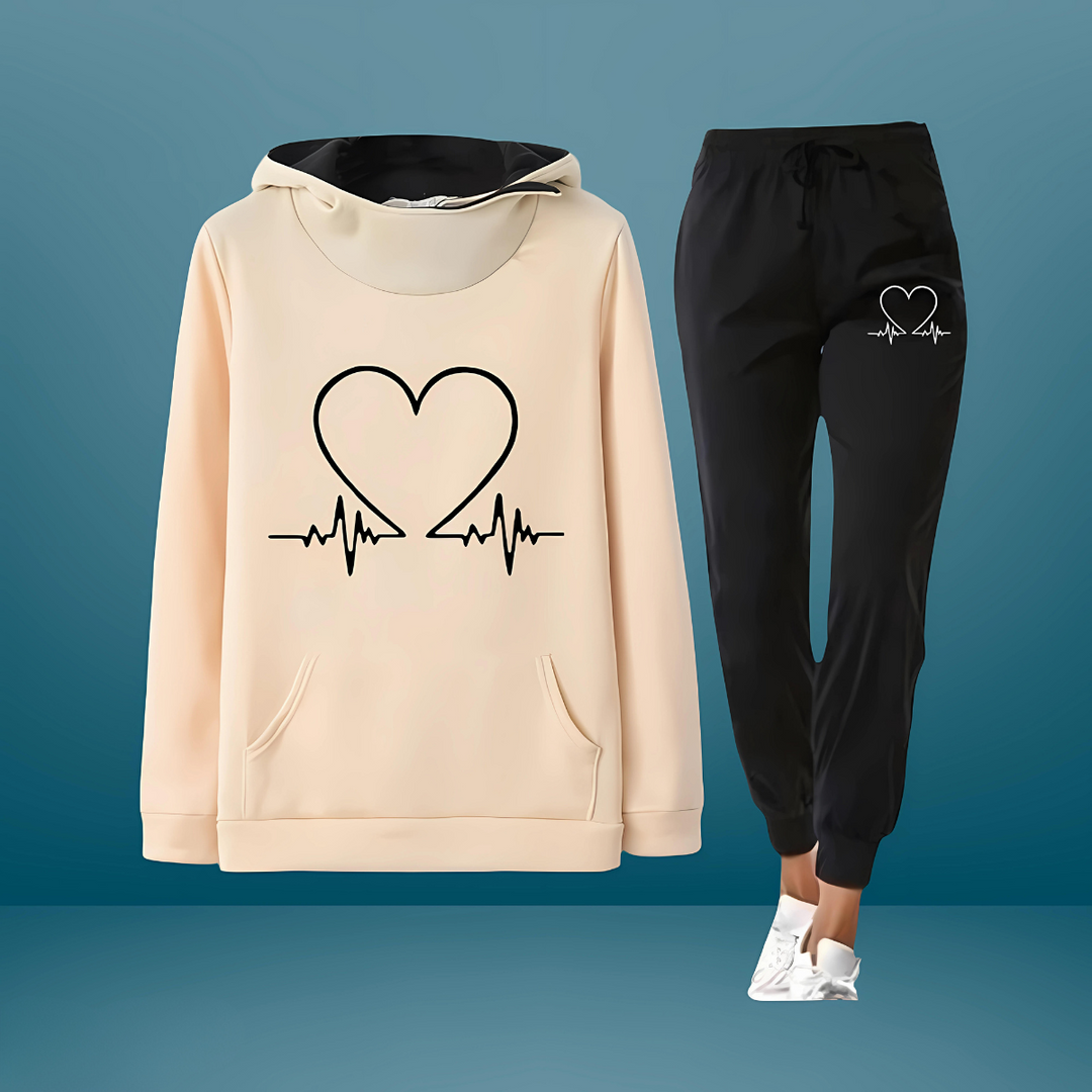Nimue – 2-Piece Tracksuit Set with Heart Print